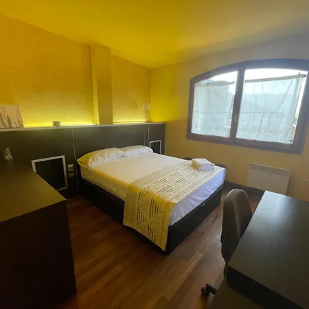Magnifica Casa Con Vistas En Rialp